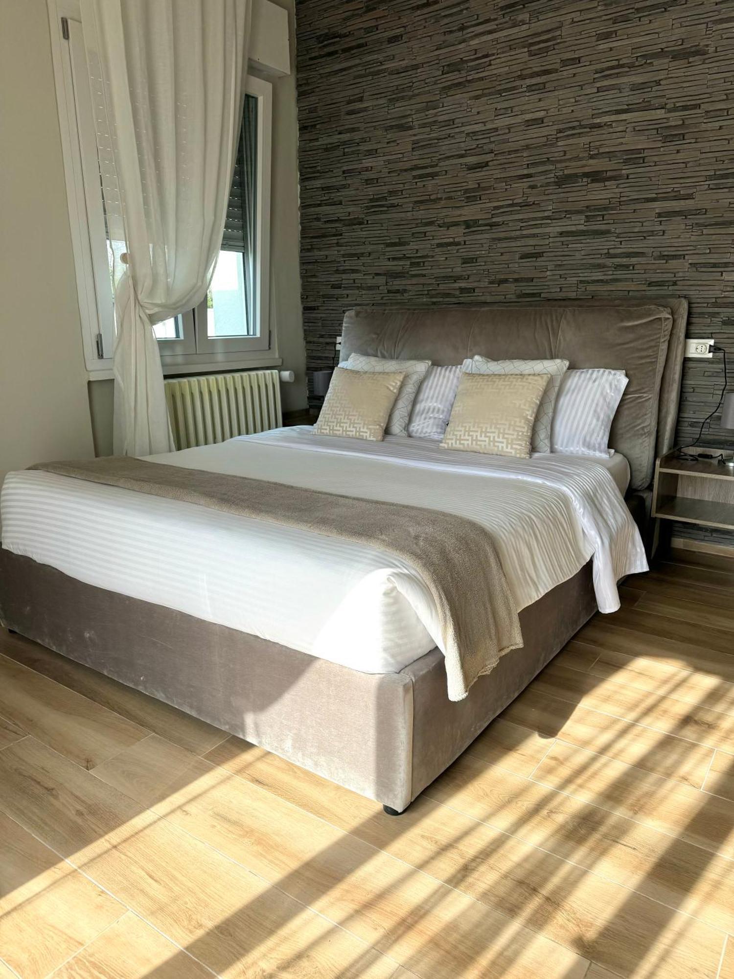 Serenity B&B Brescia Extérieur photo
